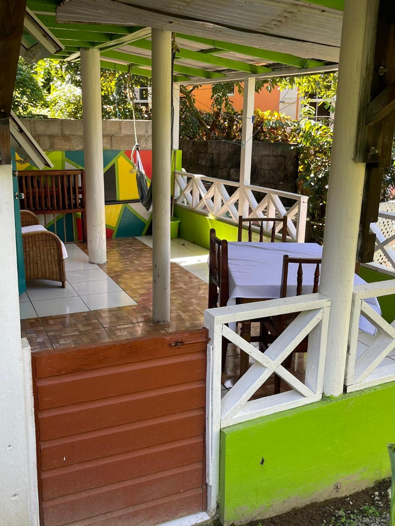 Le Petit Paradis Розо Екстериор снимка